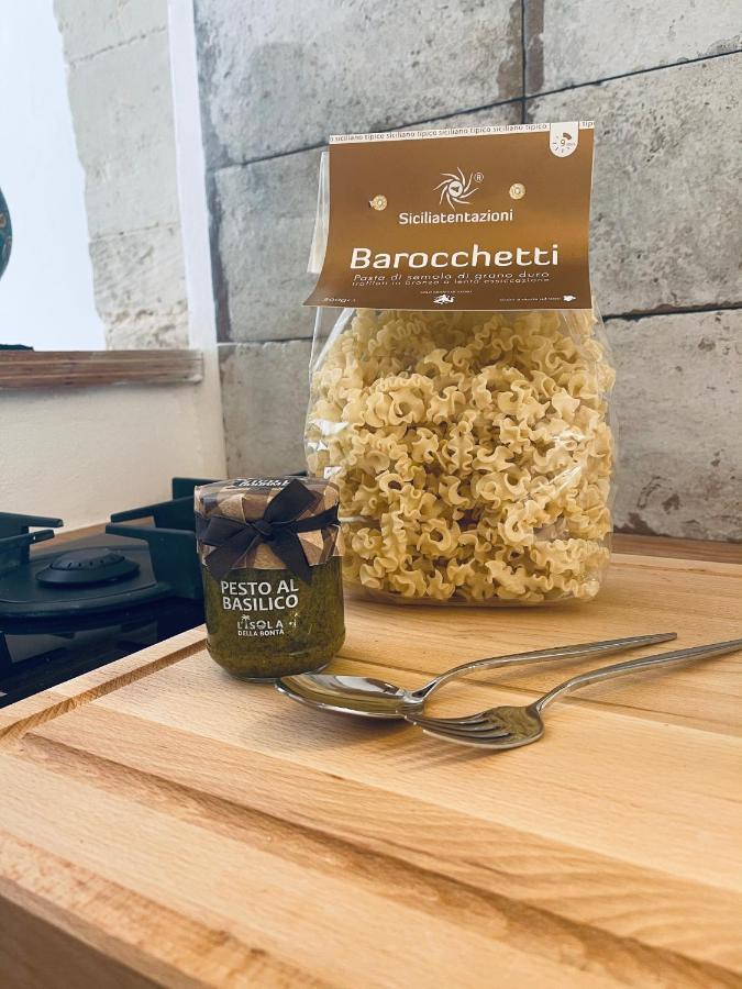 Biddiccia Home In Sicily 노토 외부 사진